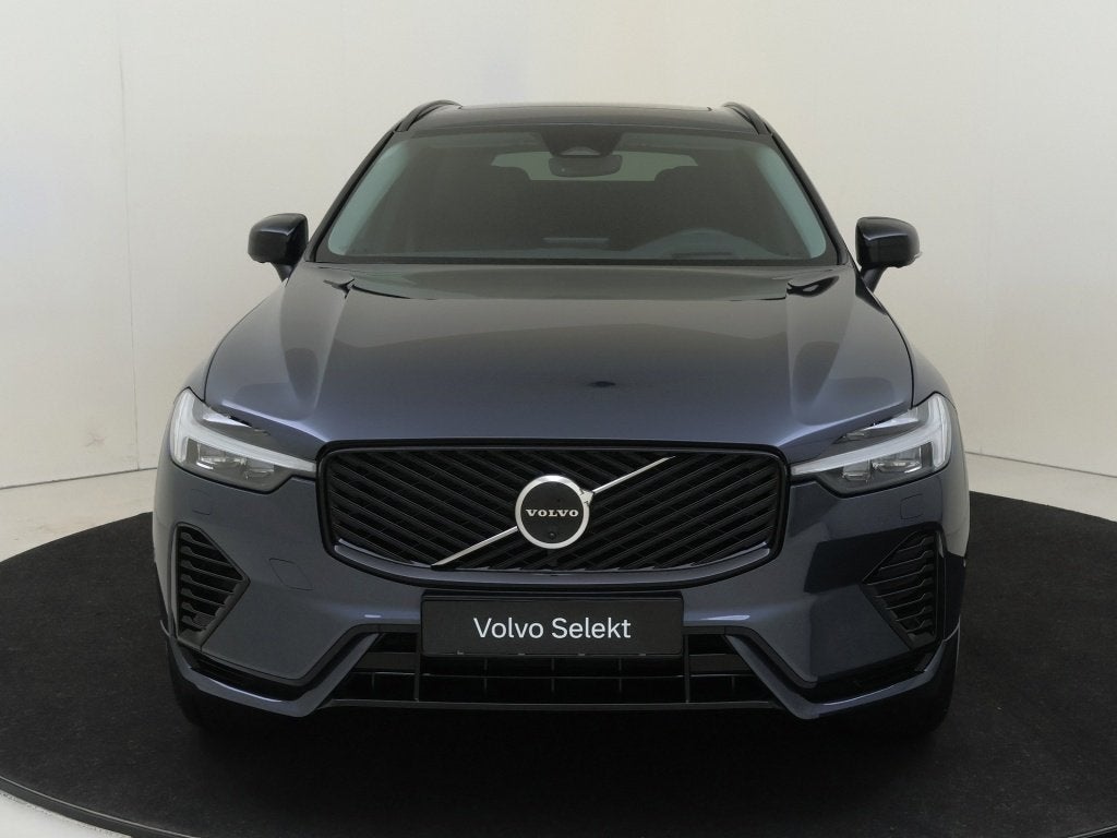 Volvo XC60 T6 AWD Ultra Dark | Luchtvering | Trekhaak | 360, Auto's, Automaat, Gebruikt, 4 cilinders, Blauw