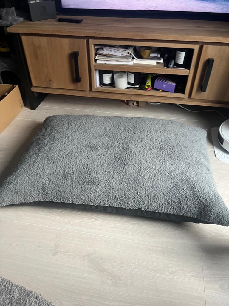Dierenkussen / honden- en kattenkussen te koop, Dieren en Toebehoren, Ophalen, Zo goed als nieuw