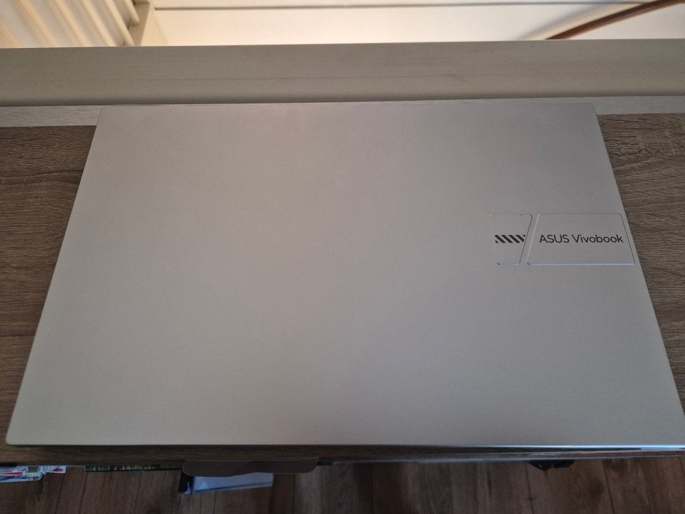 laptop Asus Vivabook 15 (febr. 2026 met garantie), Ryzen 7, Met videokaart, 2 tot 3 Ghz, Qwerty