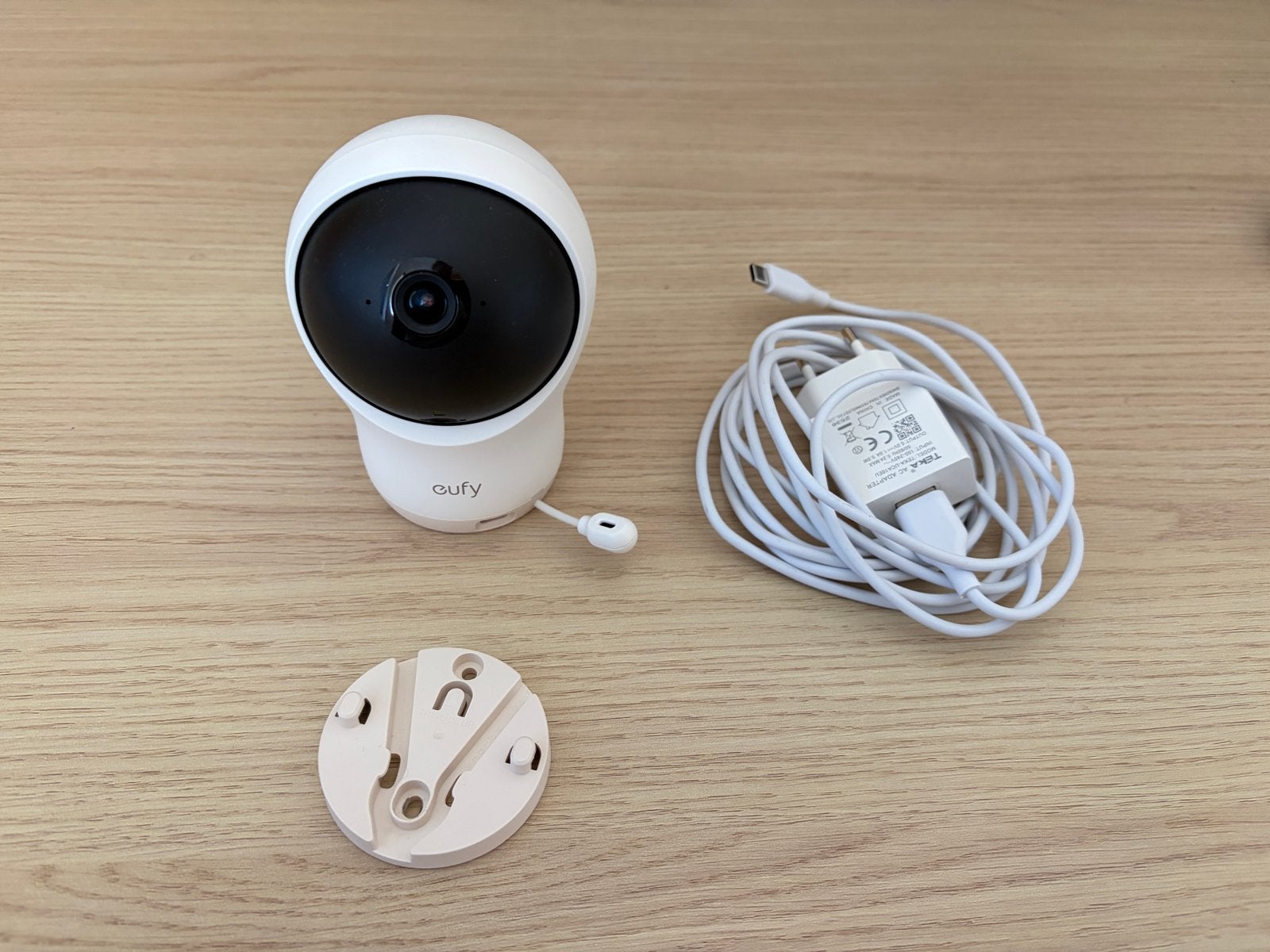 Eufy C10 Babycam, Ophalen of Verzenden, Zo goed als nieuw, Binnencamera