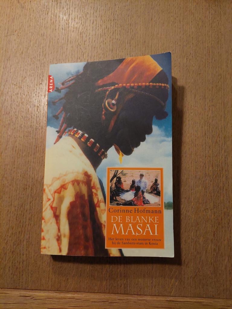 Corinne Hofmann - De blanke masai, Boeken, Literatuur, Zo goed als nieuw, Ophalen of Verzenden