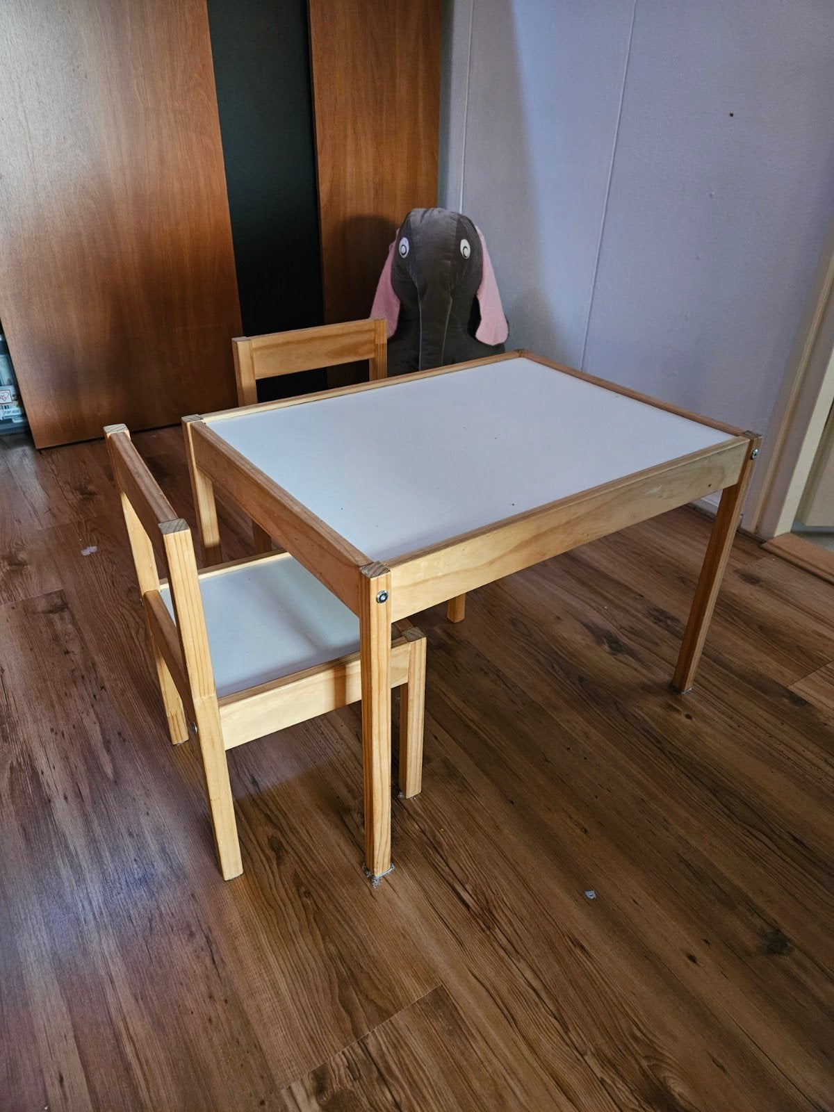 ikea latt stoeltjes en tafel, Ophalen