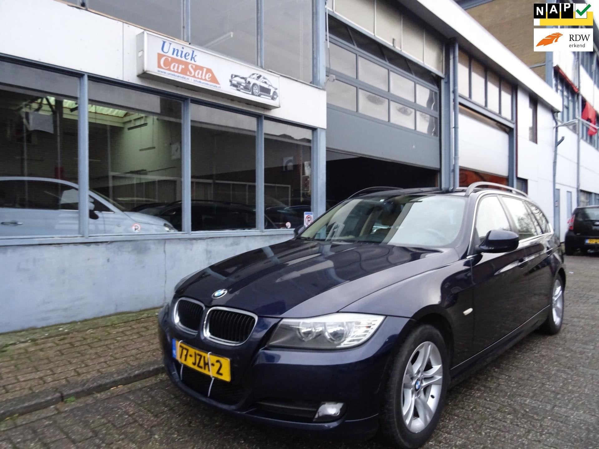 BMW 3-serie Touring 318i Business Line, Auto's, Achterwielaandrijving, Blauw, Origineel Nederlands, Handgeschakeld