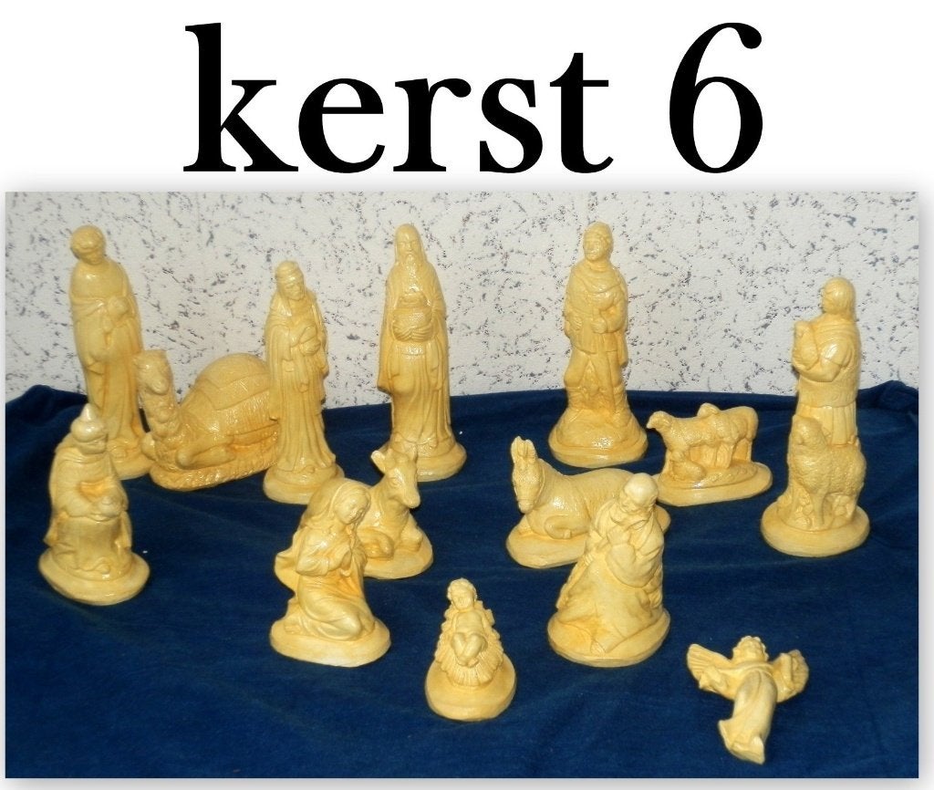 Kerst 6 -- 14 delige gipsen kerstgroep kerst beelden, Diversen, Kerst, Ophalen of Verzenden, Zo goed als nieuw