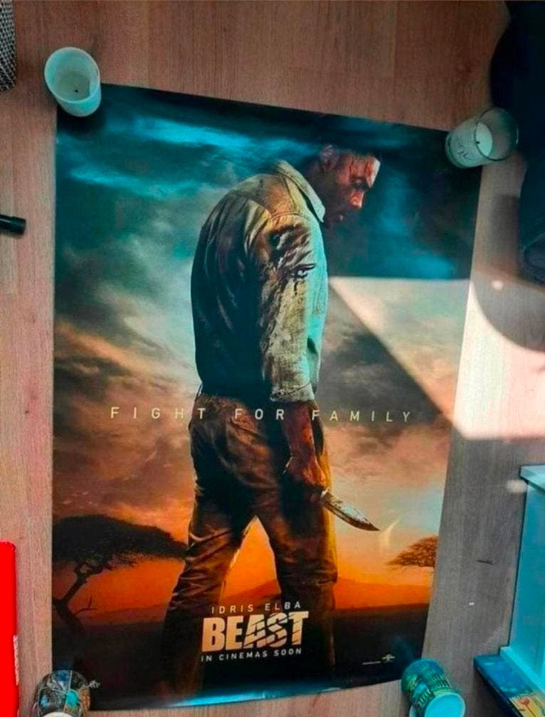 Beast bioscoopposter Idris Elba., Ophalen of Verzenden, Gebruikt, A1 t/m A3, Film en Tv