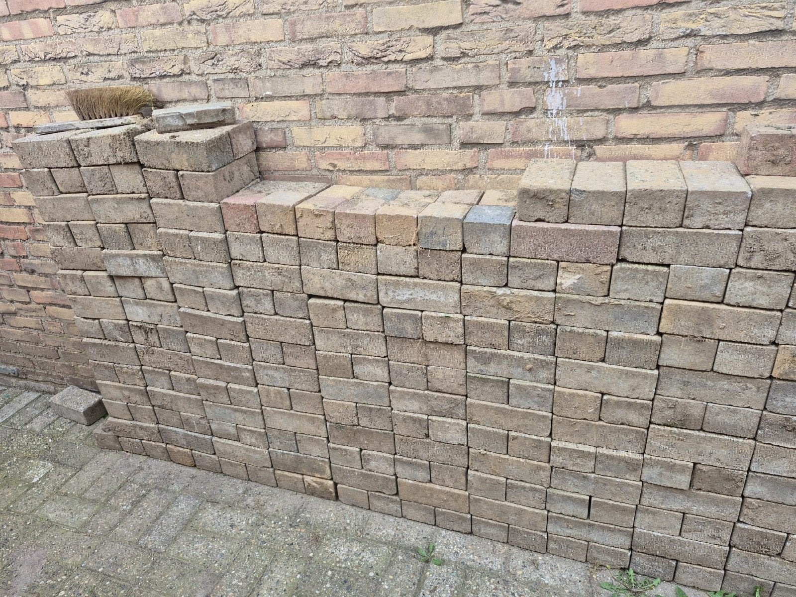 Gratis af te halen: 5m2 klinkers, Gebruikt, Klinkers, Beton, 5 tot 10 m²