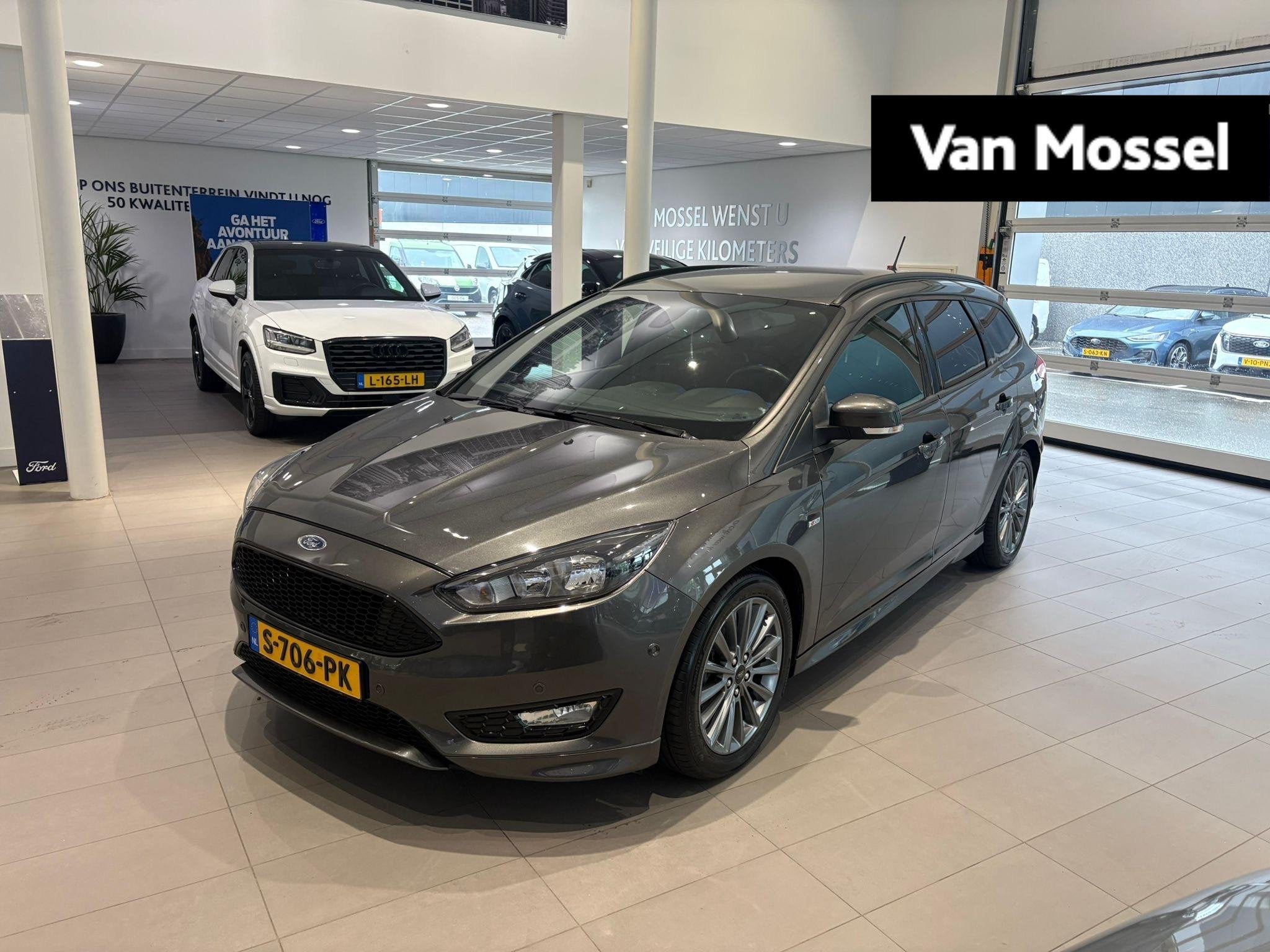 Ford Focus Wagon 1.0 ST-Line | DEALER ONDERHOUDEN | TREKHAAK, 12 maanden, Gebruikt, Euro 6, Handgeschakeld