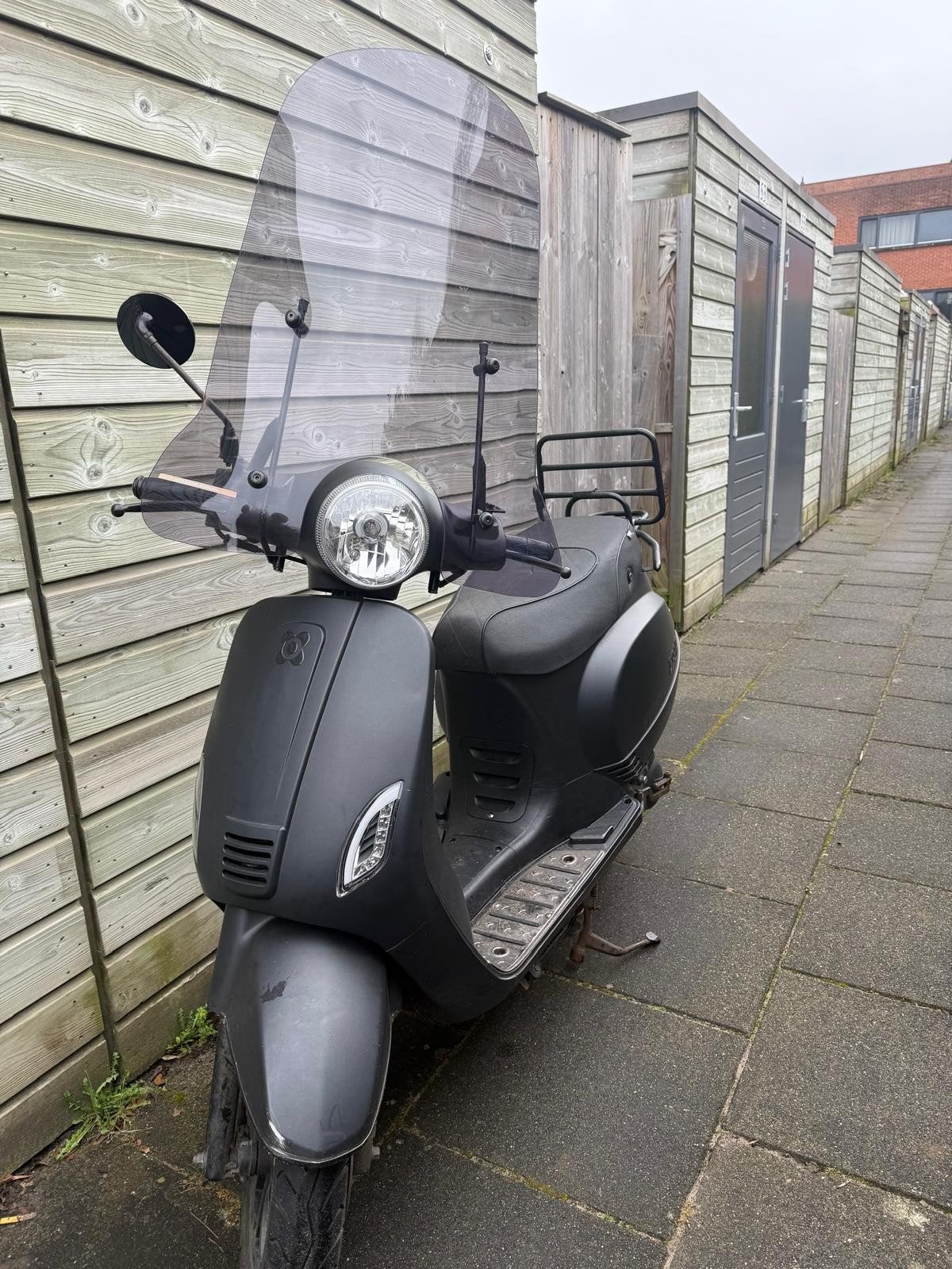 AGM Scooter - Mat Zwart - Goed Onderhouden, Ophalen of Verzenden, Gebruikt, Benzine, Overige merken