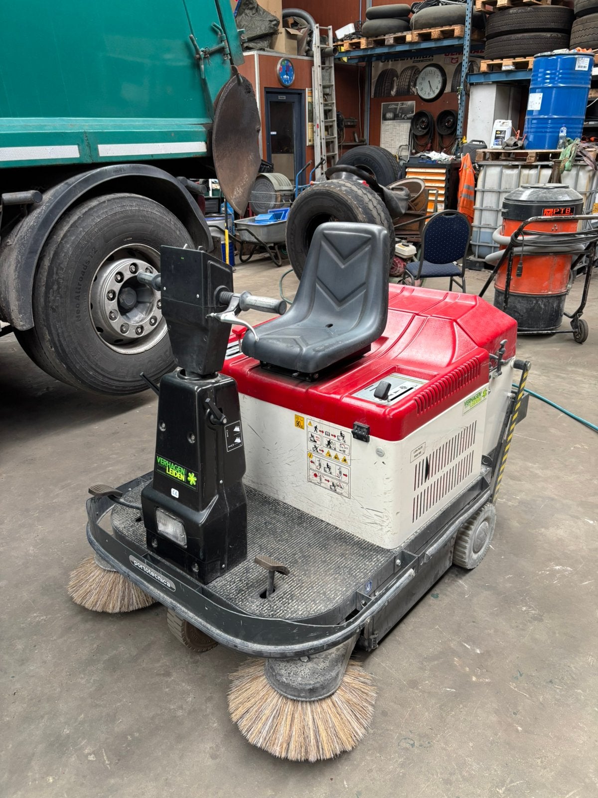 Veegmachine, Doe-het-zelf en Verbouw, Reinigingsmachines, Ophalen, Gebruikt, Overige typen