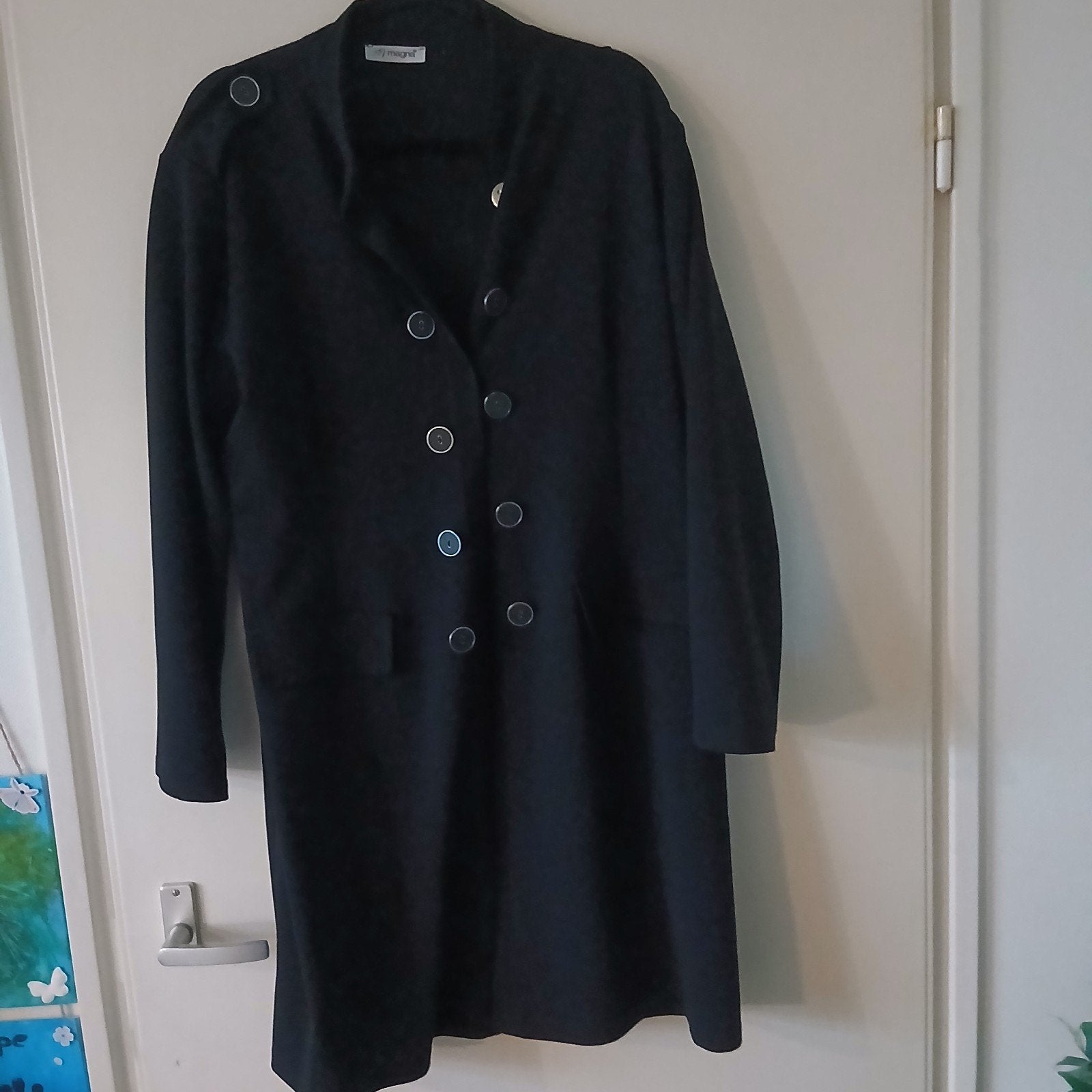 zgan  MAGNA. zwarte lange  blazer.  48/50., Ophalen of Verzenden, Nieuw, Maat 46/48 (XL) of groter, Zwart