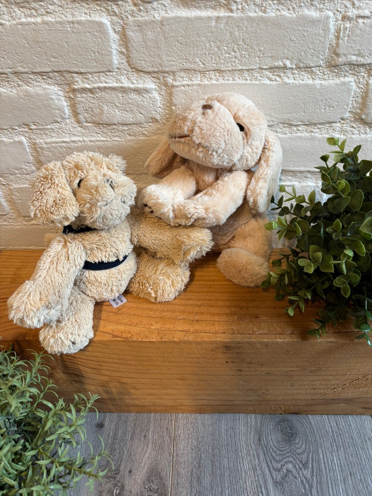 Flip de hulphond knuffel, Kinderen en Baby's, Speelgoed | Knuffels en Pluche, Overige merken, Overige karakters, Overige typen