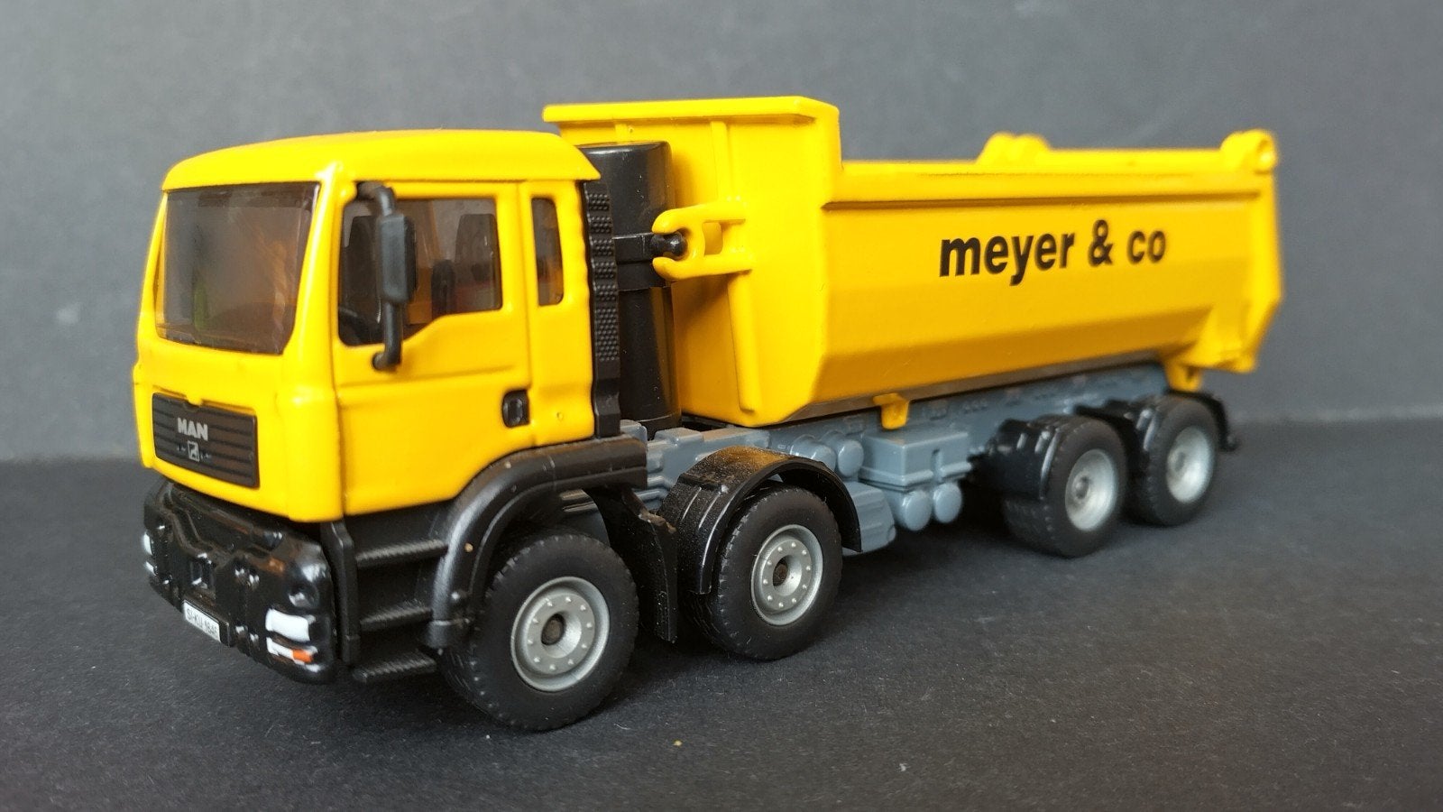 Man 8x4 Fliegl meyer & Co kipper 1:55 Siku 3524 Pol, SIKU, Verzenden, ., Zo goed als nieuw
