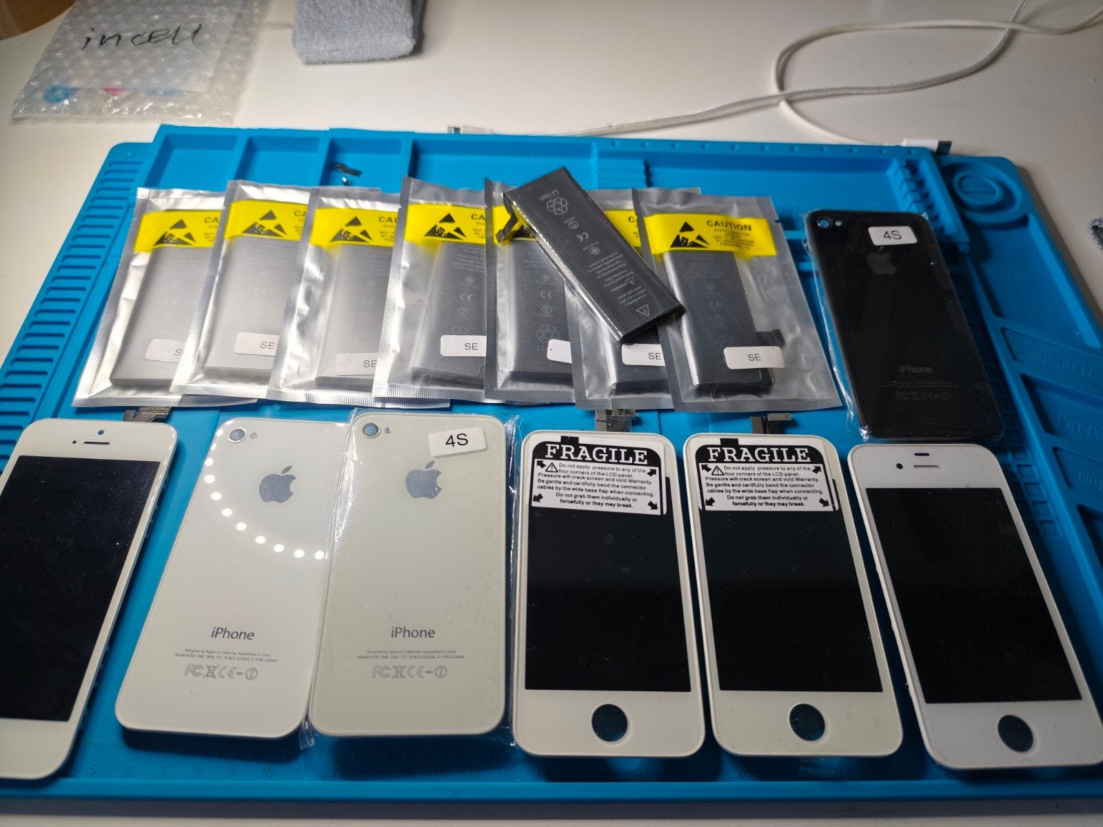 iPhone SE, iPhone 4 en 4S onderdelen Batterijen en schermen, Ophalen of Verzenden