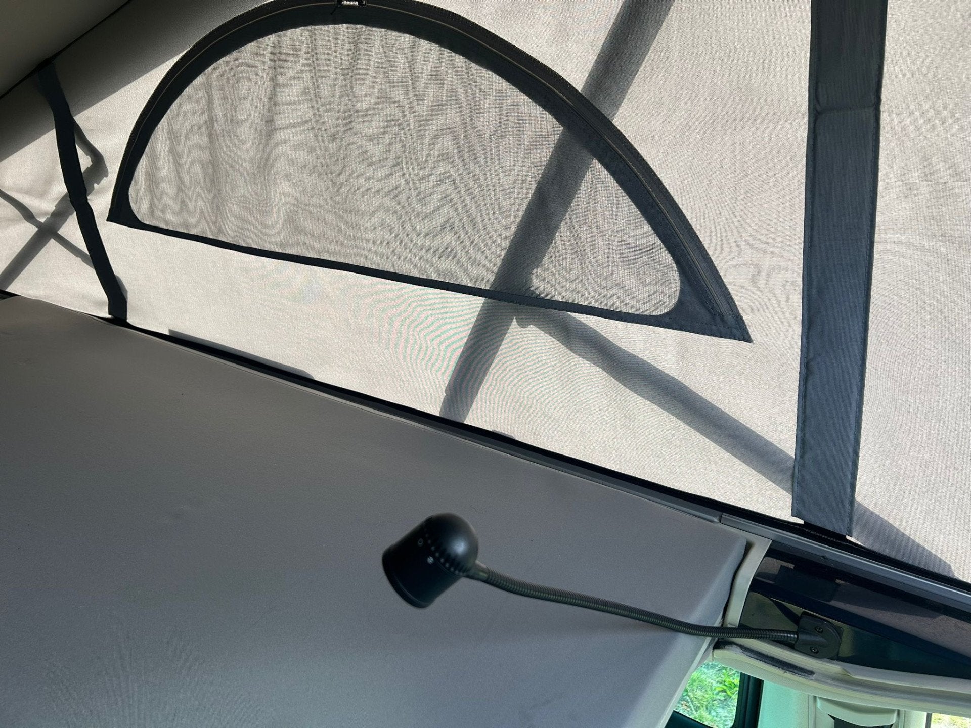 Foto 46 van Volkswagen California Transporter Buscamper 2.0 TDI 140 PK E