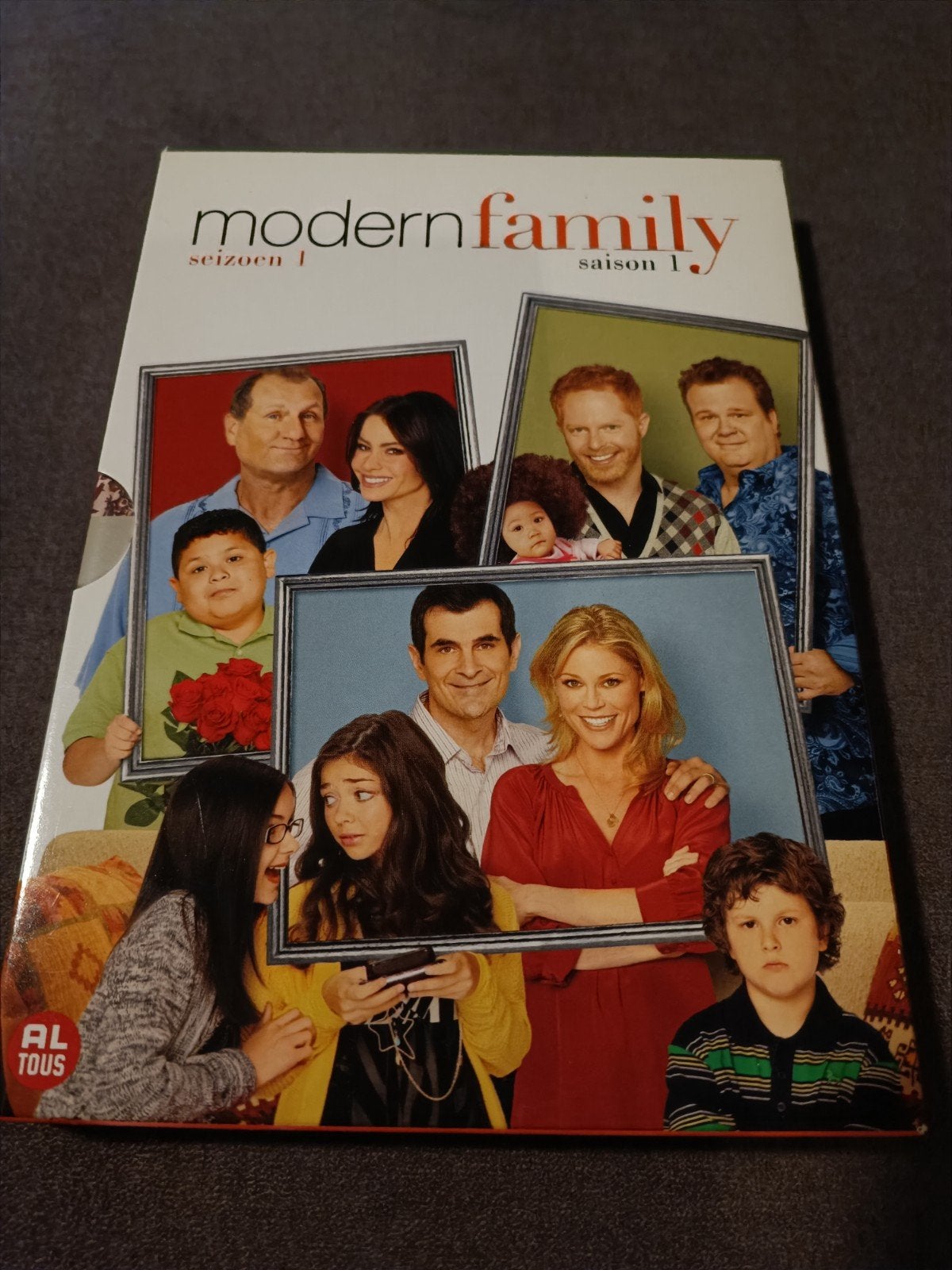 Modern Family seizoen 1 - dvd, Alle leeftijden, Ophalen of Verzenden, Zo goed als nieuw, Komedie