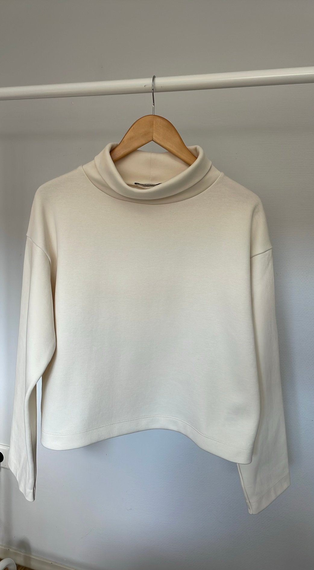 Sweatshirt van het merk Drykorn in maat M, Ophalen of Verzenden, Zo goed als nieuw, Maat 38/40 (M)