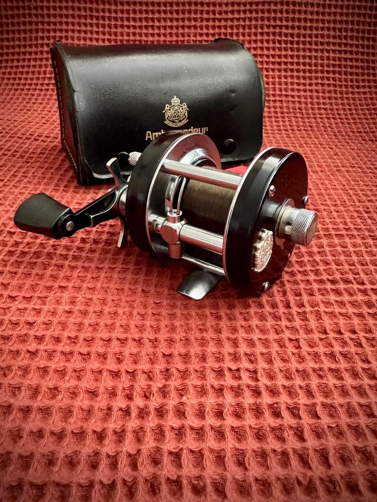 Klassieke Abu Ambassadeur 5600c reel, Watersport en Boten, Hengelsport | Algemeen, Gebruikt, Molen, Ophalen