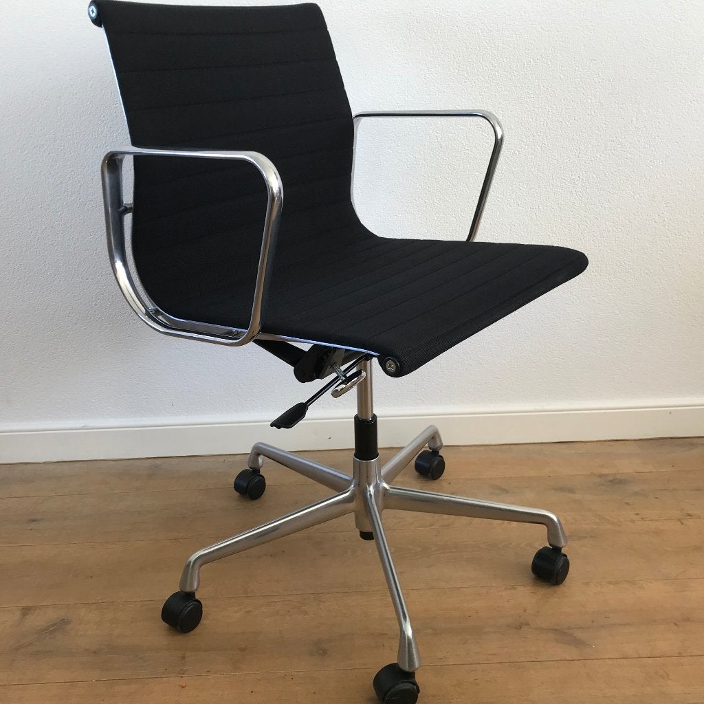 Vintage Vitra bureaustoel stoel EA 117  gepolijst zwart, Huis en Inrichting, Bureaustoelen, Ophalen, Gebruikt, Zwart, Nvt