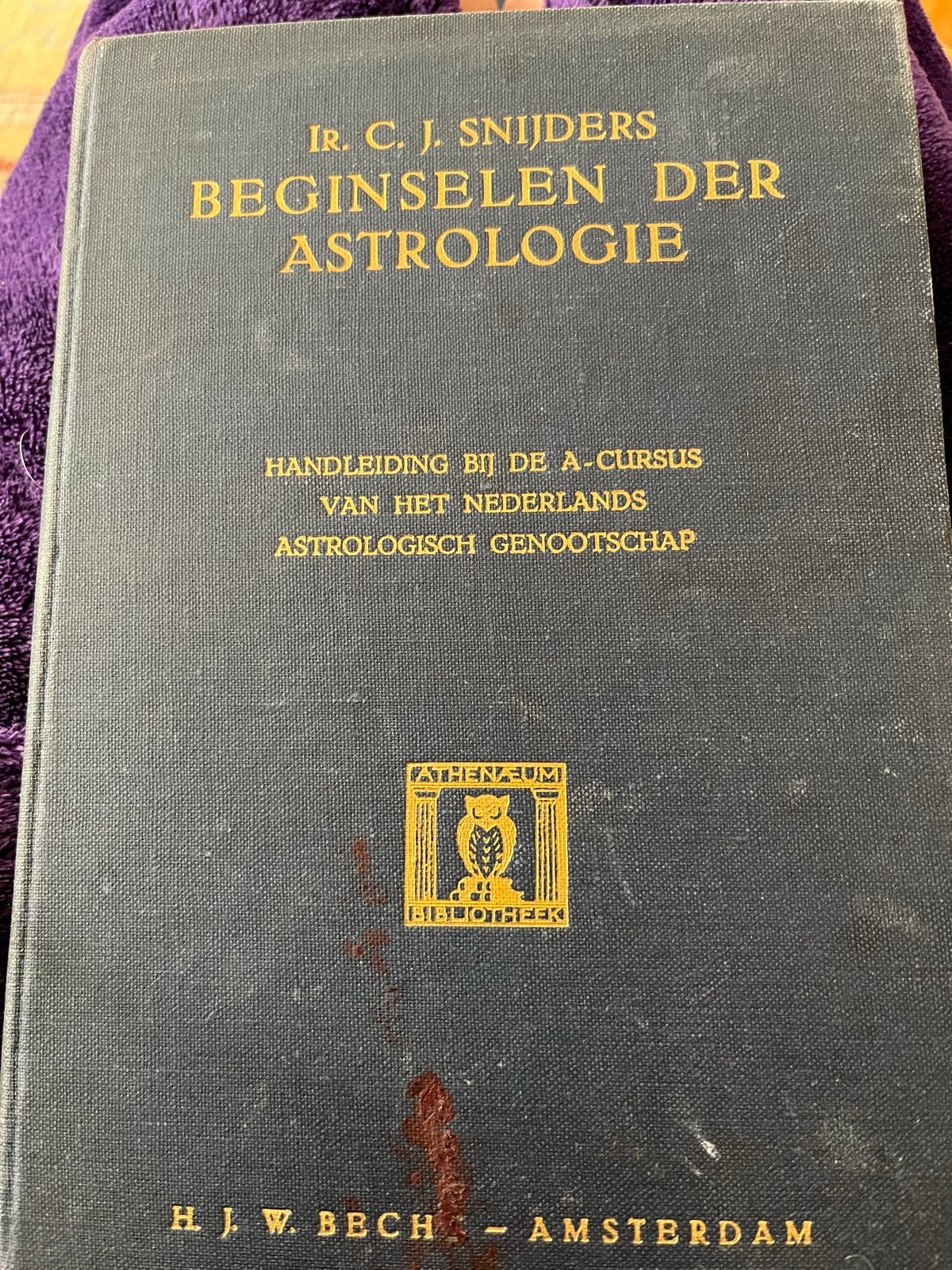 Beginselen der Astrologie - Ir. C.J. Snijders, Ophalen of Verzenden, Gelezen, Astrologie, Achtergrond en Informatie