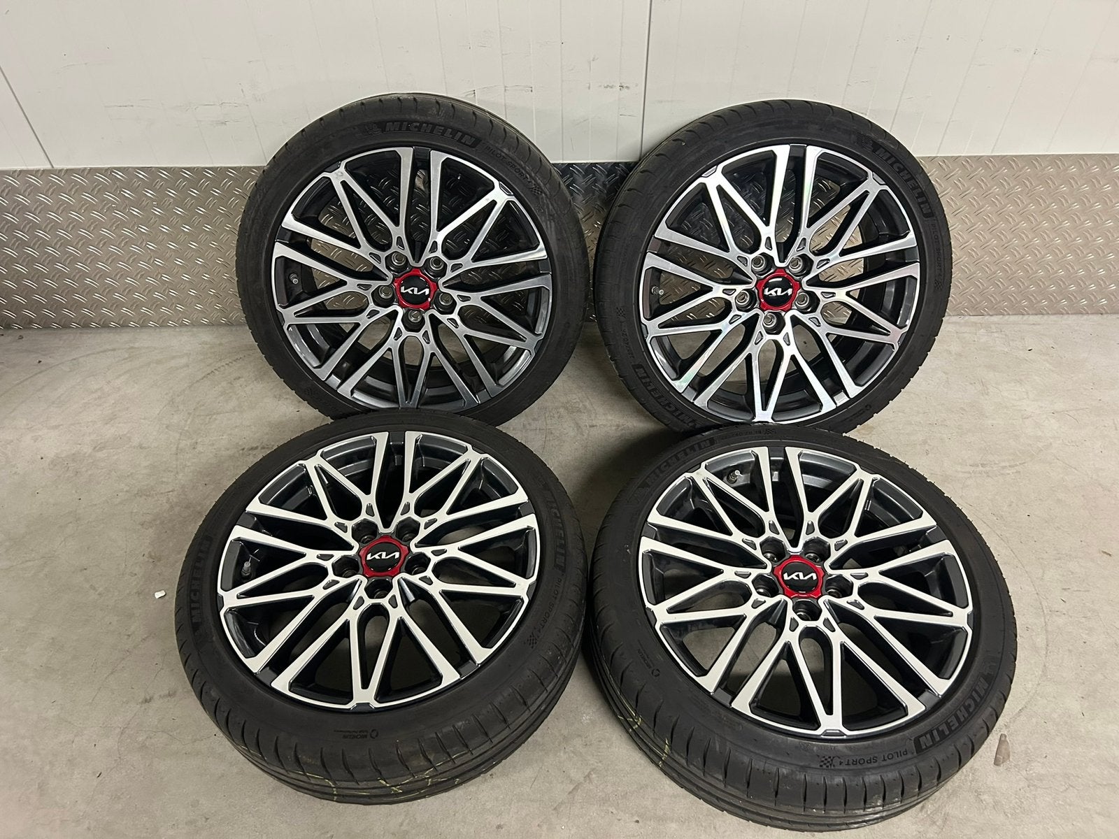 KIA proceed Ceed GT GT-line 18 inch 5x114,3 Michelin TPMS, Auto-onderdelen, Banden en Velgen, Ophalen, 18 inch, Gebruikt, Banden en Velgen