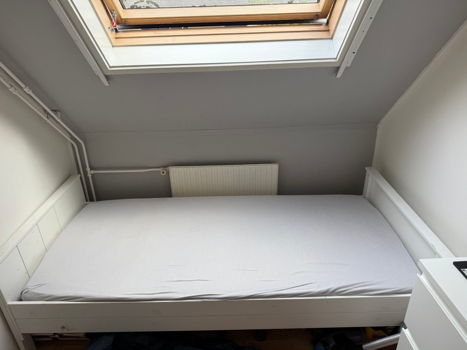1 persoons bed incl matras, 90 cm, Eenpersoons, 210 cm, Ophalen of Verzenden
