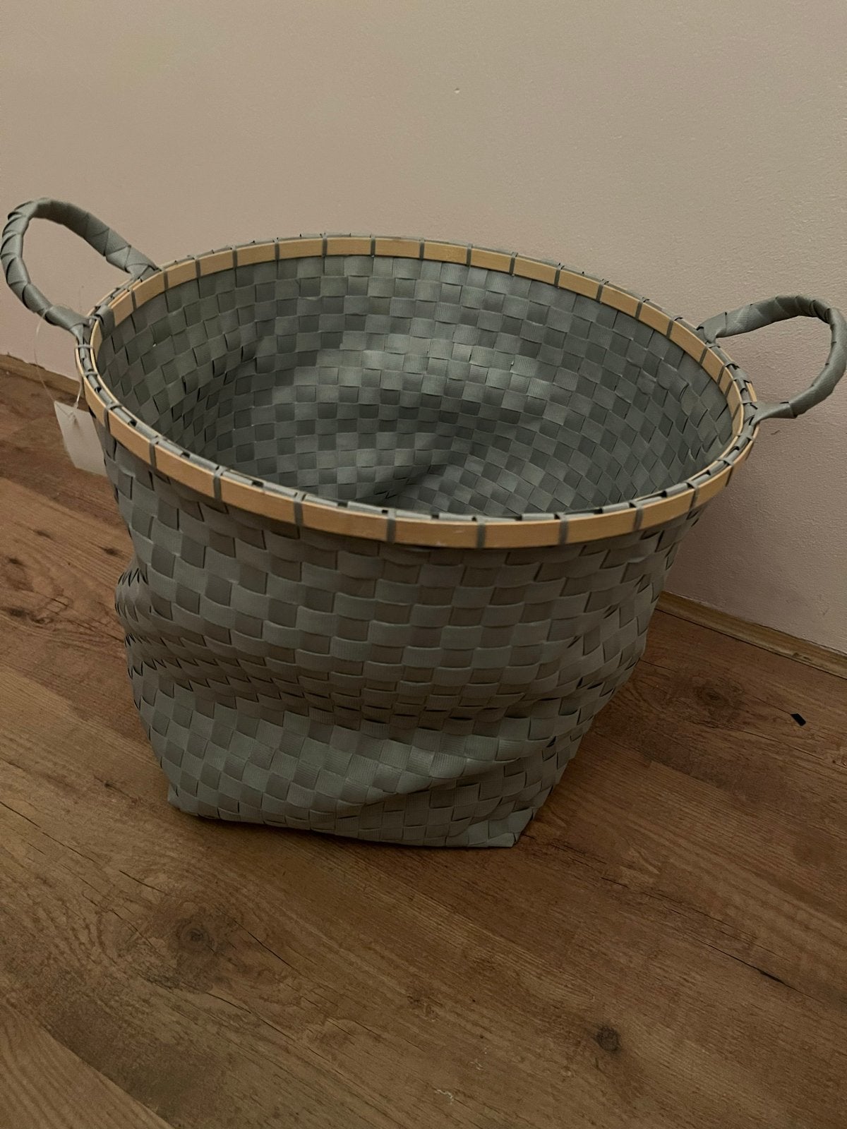 Intratuin opbergmand / kussenmand - Grijs, Huis en Inrichting, Woonaccessoires | Schalen en Manden, Ophalen, Kunststof, Mand, Rond