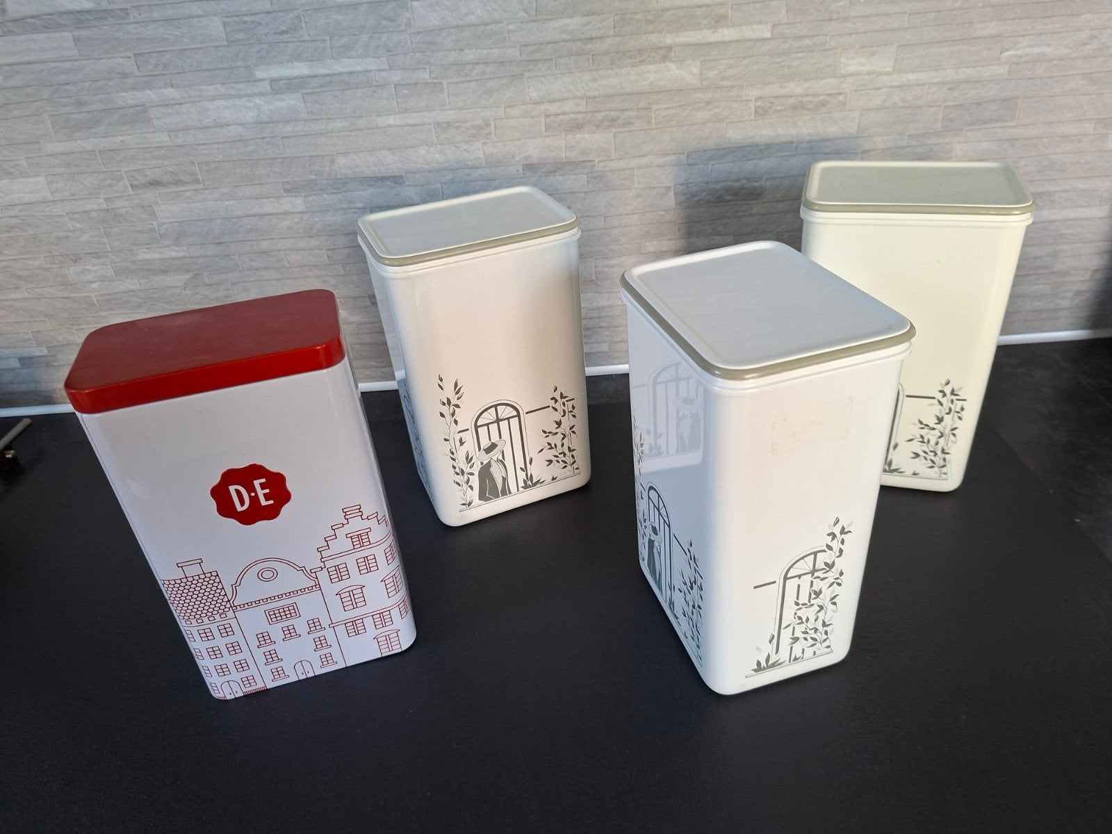 Mepal-rosti koffiebussen of 1douwe egberts bus prijs p.stuk, Ophalen of Verzenden, Zo goed als nieuw, Wit, Overige typen