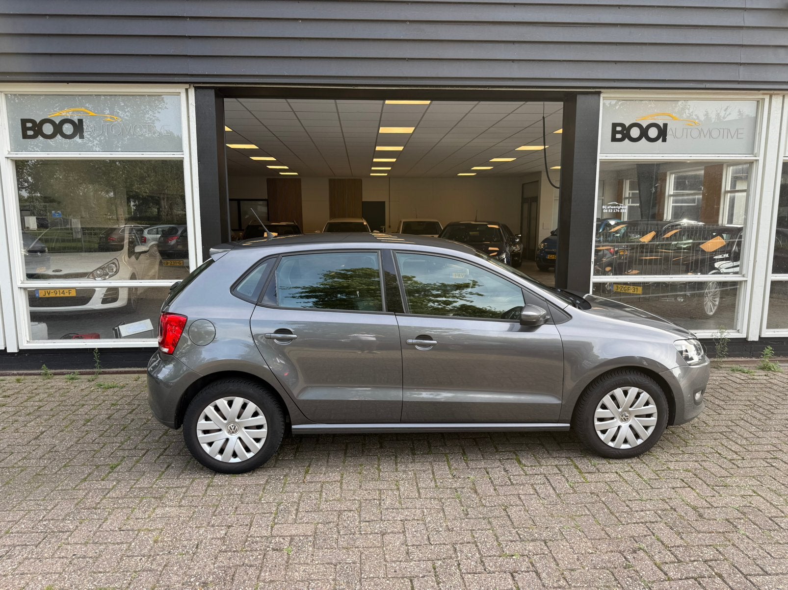Volkswagen Polo 1.2 TSI 66KW 5 deurs Airco trekhaak, Voorwielaandrijving, Stof, Zwart, 4 cilinders