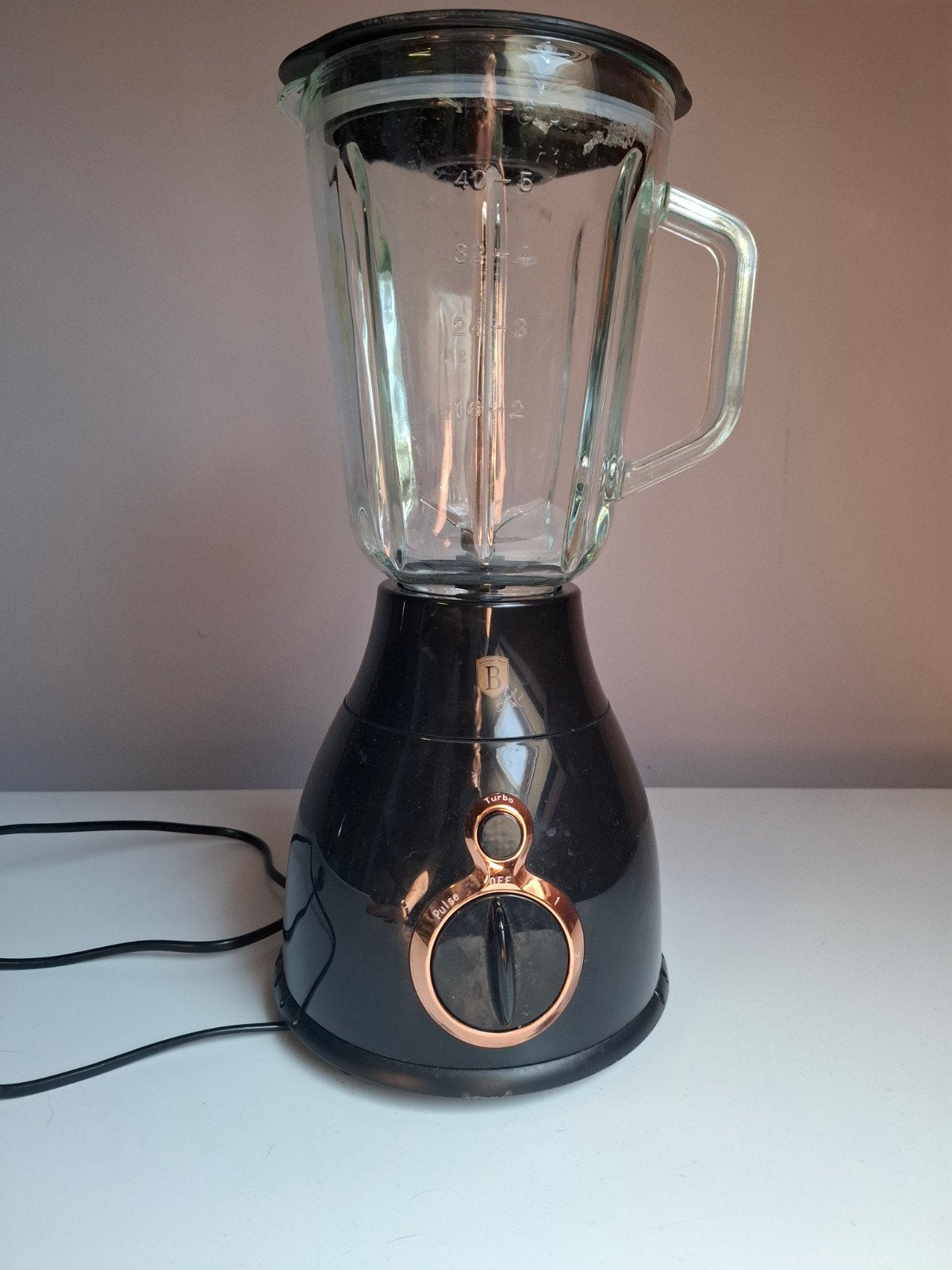 Stijlvolle zwarte blender met glazen kan, Ophalen, Gebruikt, Blender