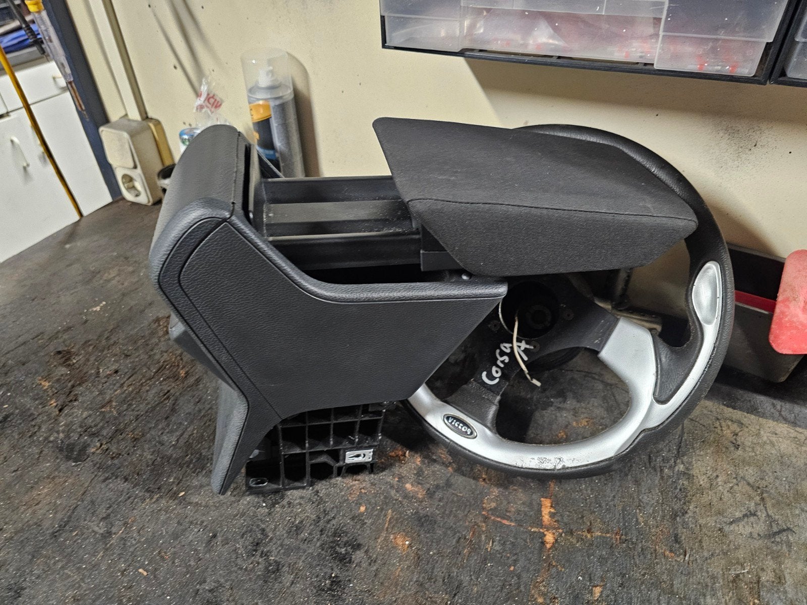 Armsteun origineel seat ibiza arona taigo vw polo zwart, Ophalen, Nieuw, Seat