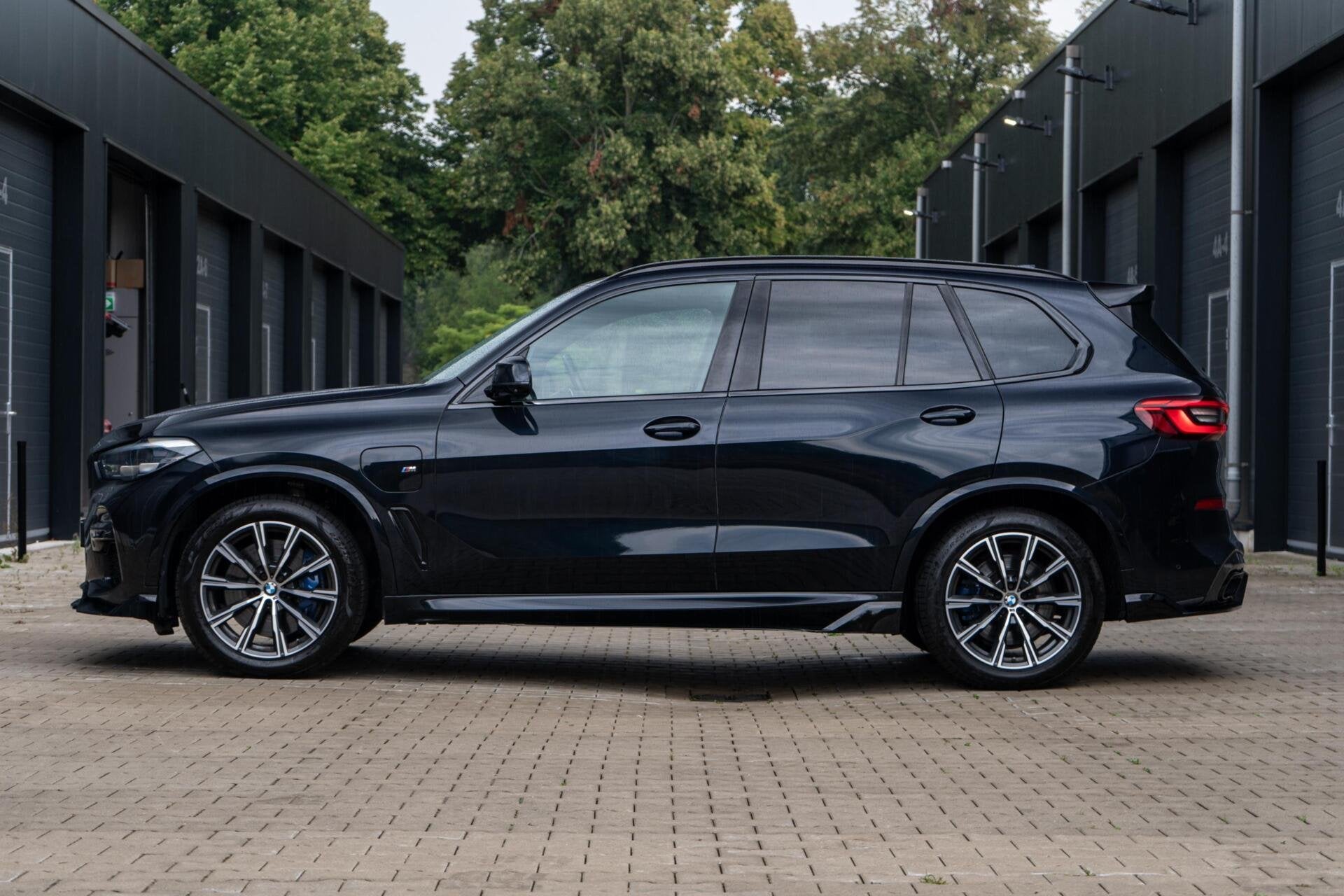 BMW X5 xDrive45e High Executive M-Sport *Aero* Pano* Luchtve, Auto's, BMW, Gebruikt, 394 pk, Zwart, Leder