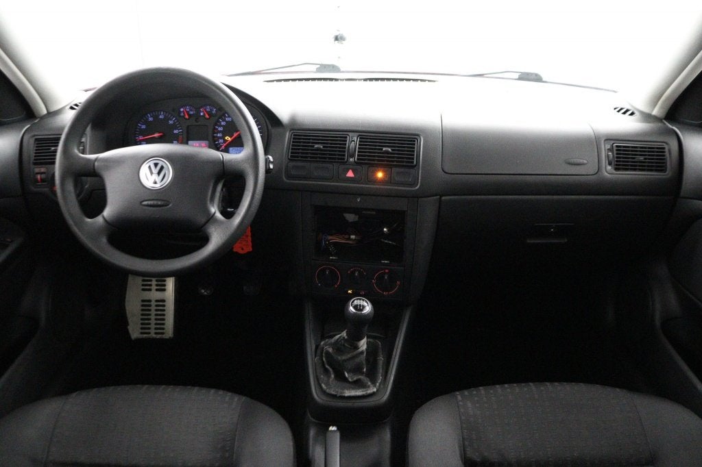 Volkswagen Golf 1.6-16V (bj 2002), Auto's, Stof, Gebruikt, Zwart, 4 cilinders