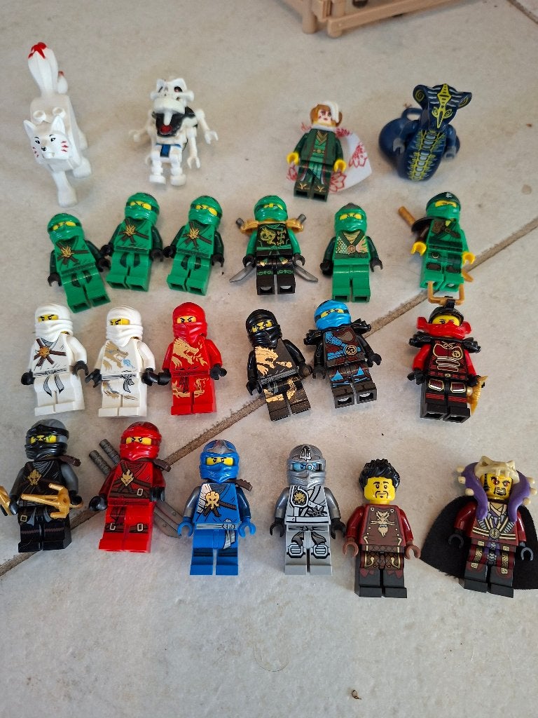 Grote partij Lego Ninjago minifiguren en meer, Inclusief minifiguren, Lego, Ophalen of Verzenden, Zo goed als nieuw
