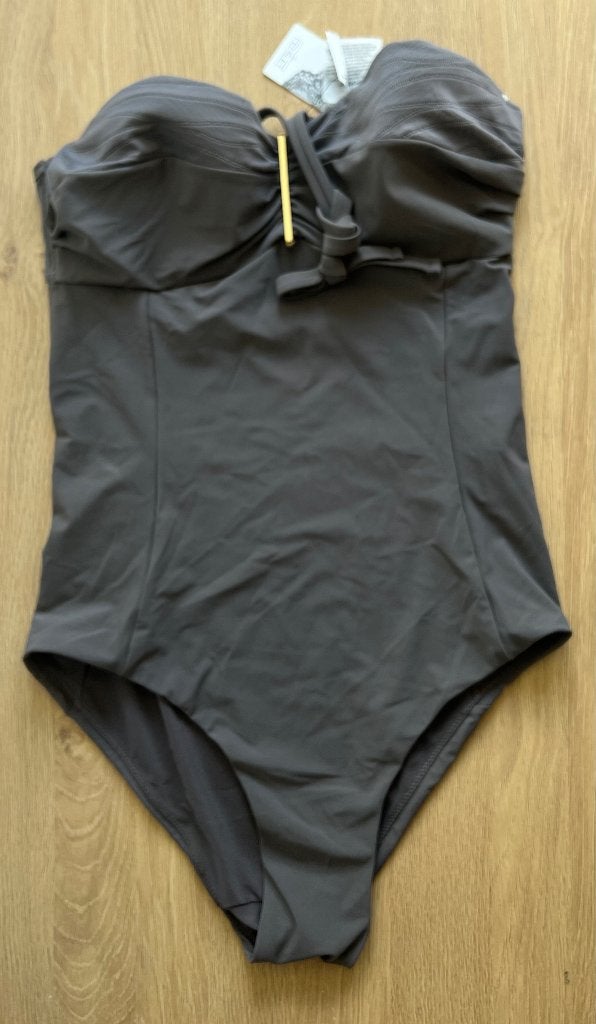 Femilet badpak. Mt 38. Nieuw!!!, Nieuw, Badpak, Ophalen of Verzenden, Femilet badpak