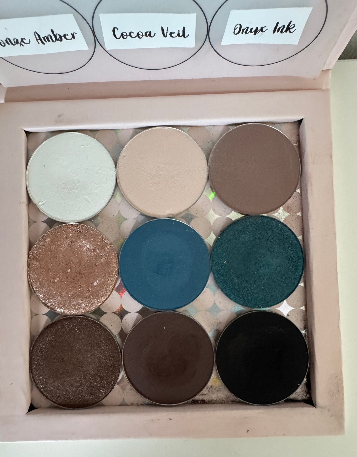 L’OYÉ Emerald Desire palette – 9 kleuren – z.g.a.n., Ogen, Ophalen of Verzenden, Zo goed als nieuw, Make-up