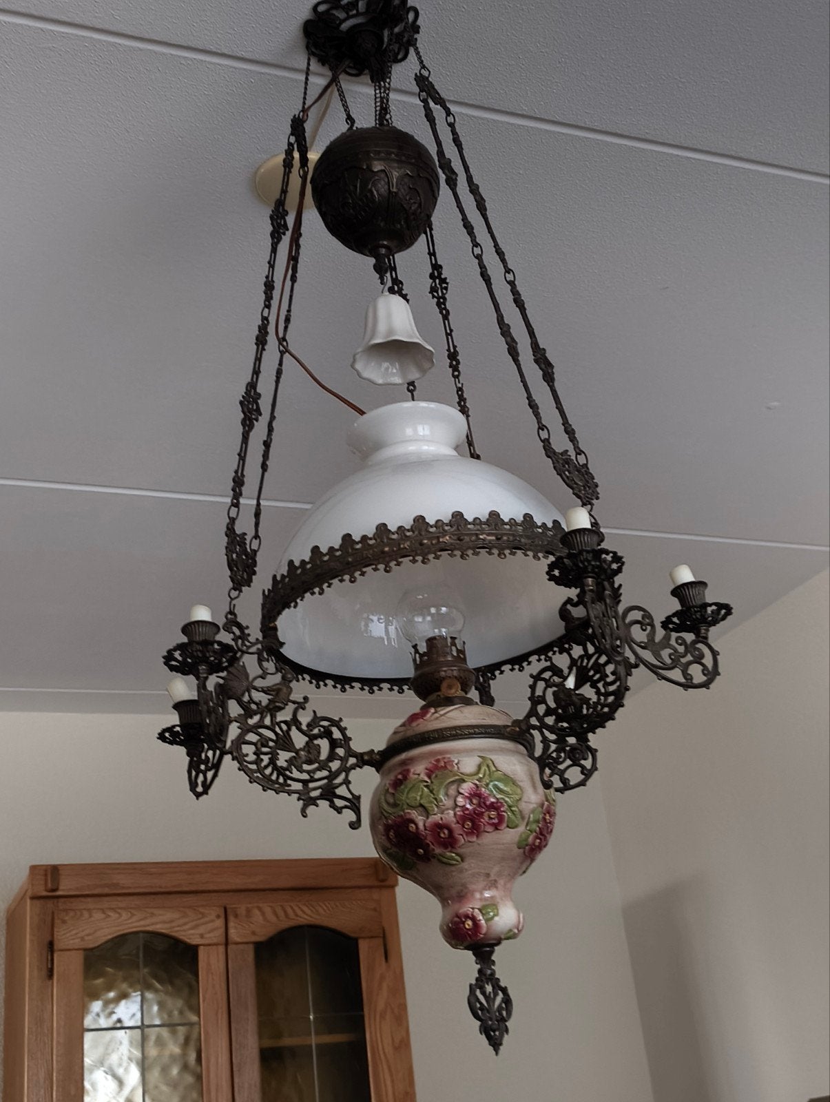 Antieke olielamp / hanglamp met bloemmotief, Ophalen
