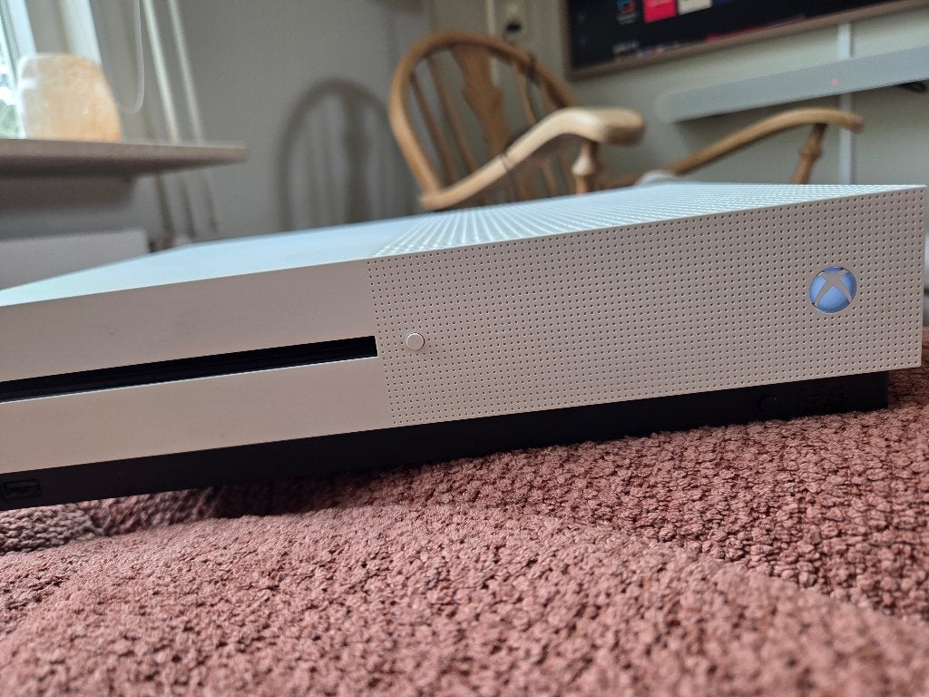 Xbox One S 1TB met controller, Spelcomputers en Games, Spelcomputers | Xbox One, Met 2 controllers, Xbox One S, Ophalen of Verzenden