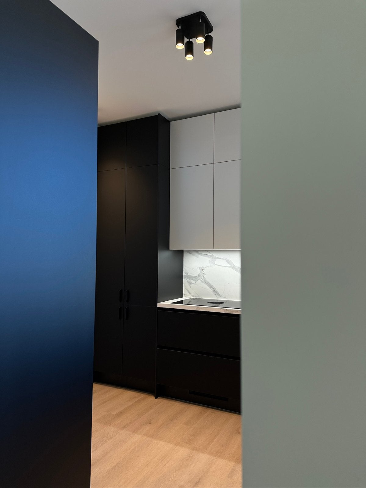 Keuken monteur — €33 per uur, Huis en Inrichting, Keuken | Complete keukens, Ophalen of Verzenden, Zo goed als nieuw