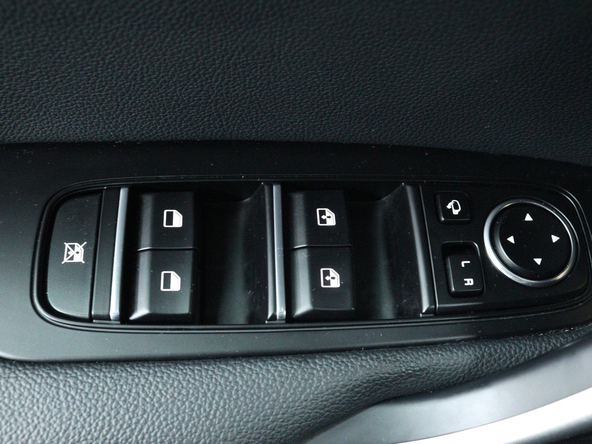 Foto 5 van Kia Ceed Sportswagon 1.0 T-GDi DynamicPlusLine | Stuur-/Stoe