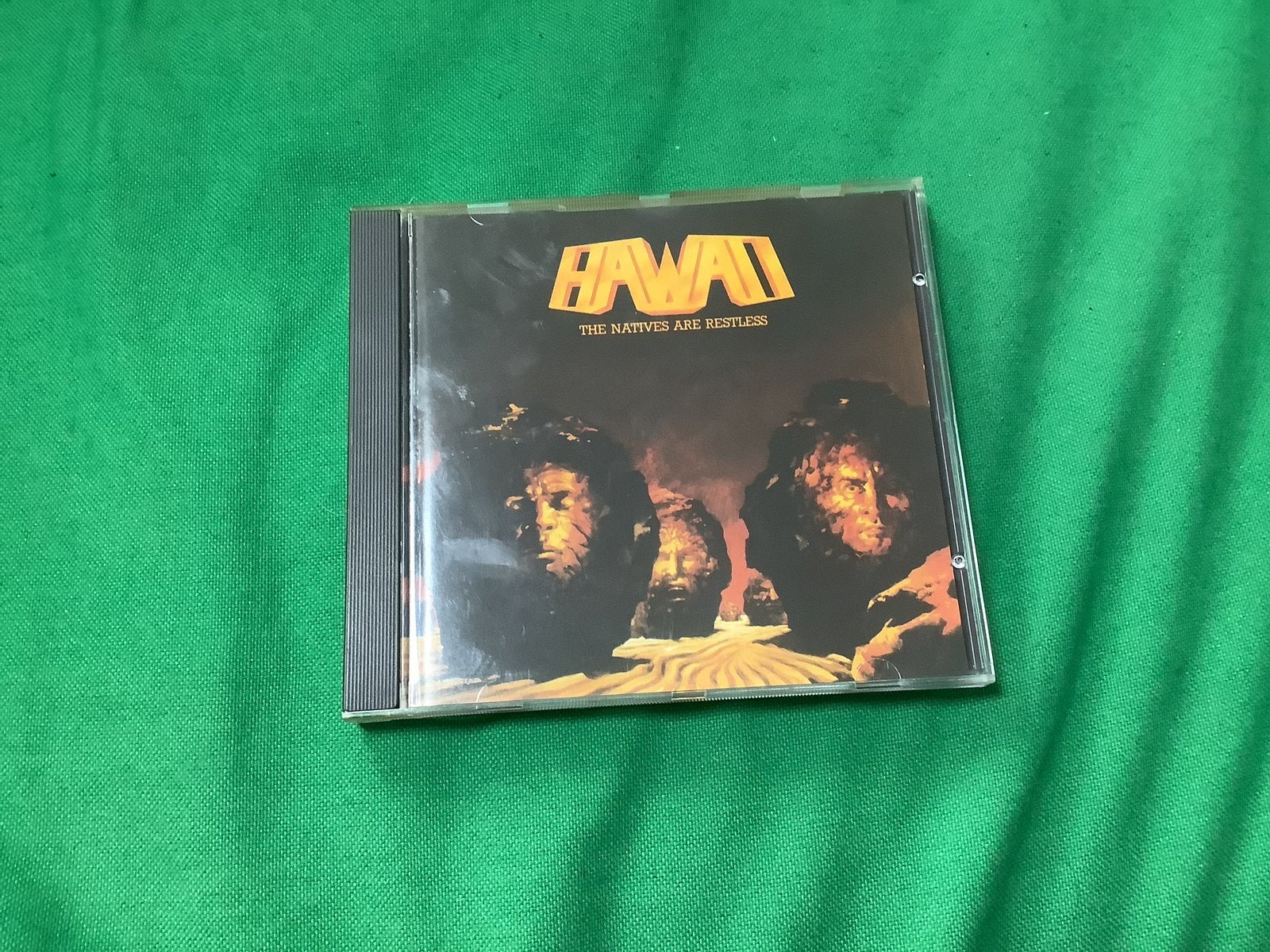Hawaii-The Natives Are Restless cd (very rare!), Ophalen of Verzenden, Zo goed als nieuw