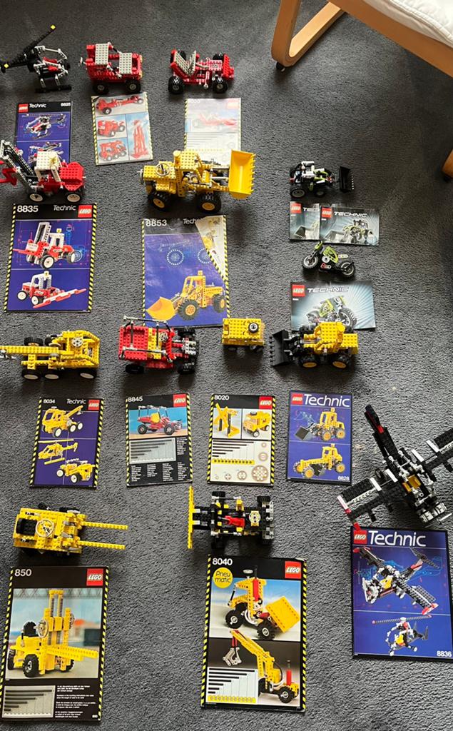 Grote partij van 14 stuks Technisch lego met bouwbeschrijvin, Kinderen en Baby's, Speelgoed | Duplo en Lego, Ophalen, Lego, Zo goed als nieuw