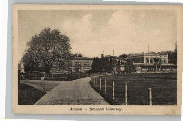 Bronbeek Velperweg Uitg A. Benschop, Verzamelen, Ansichtkaarten | Nederland, Verzenden, 1920 tot 1940, Ongelopen, Gelderland