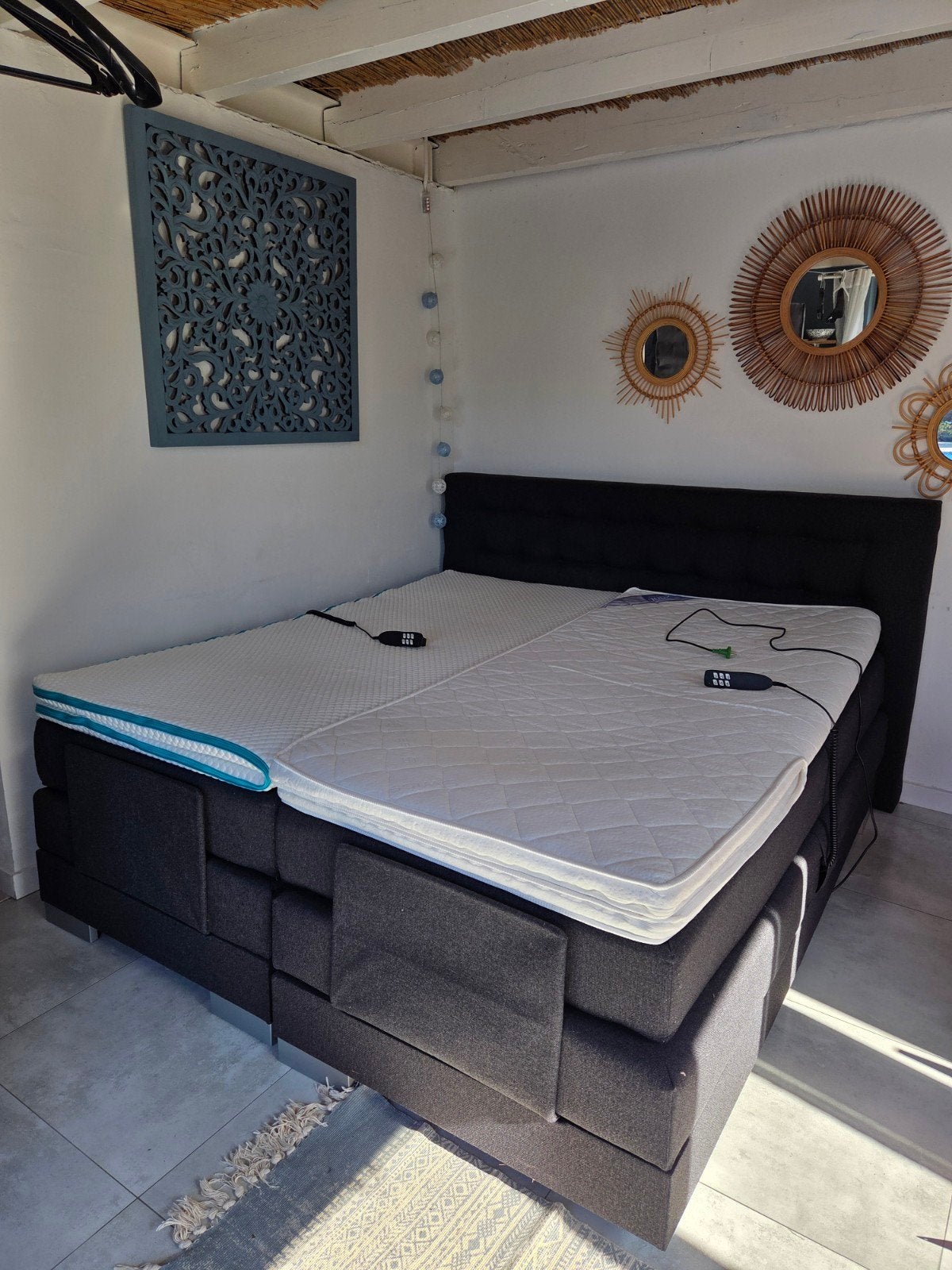 Fijne ELEKTRISCHE 2-persoons boxspring incl. 2 toppers, Ophalen, Gebruikt, Tweepersoons, 180 cm
