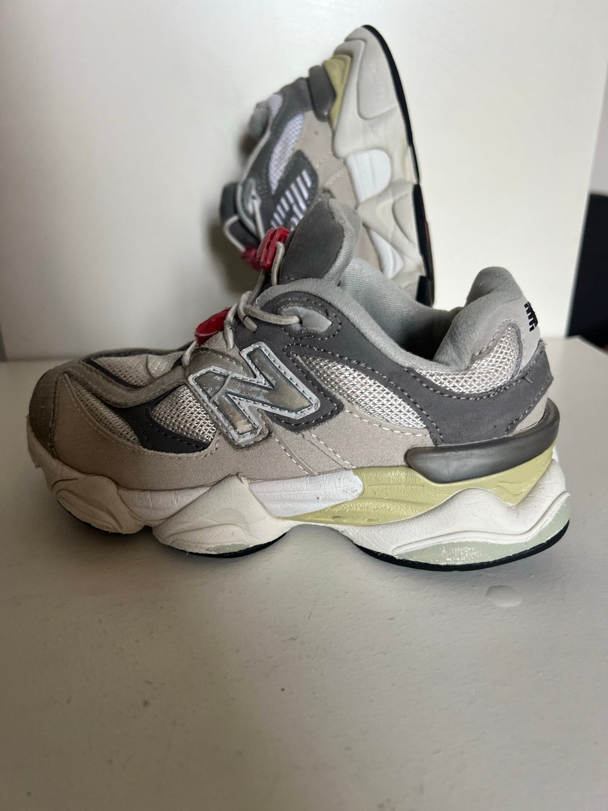 New Balance kinderschoenen maat 29, Kinderen en Baby's, Kinderkleding | Schoenen en Sokken, Ophalen, Gebruikt, Jongen of Meisje