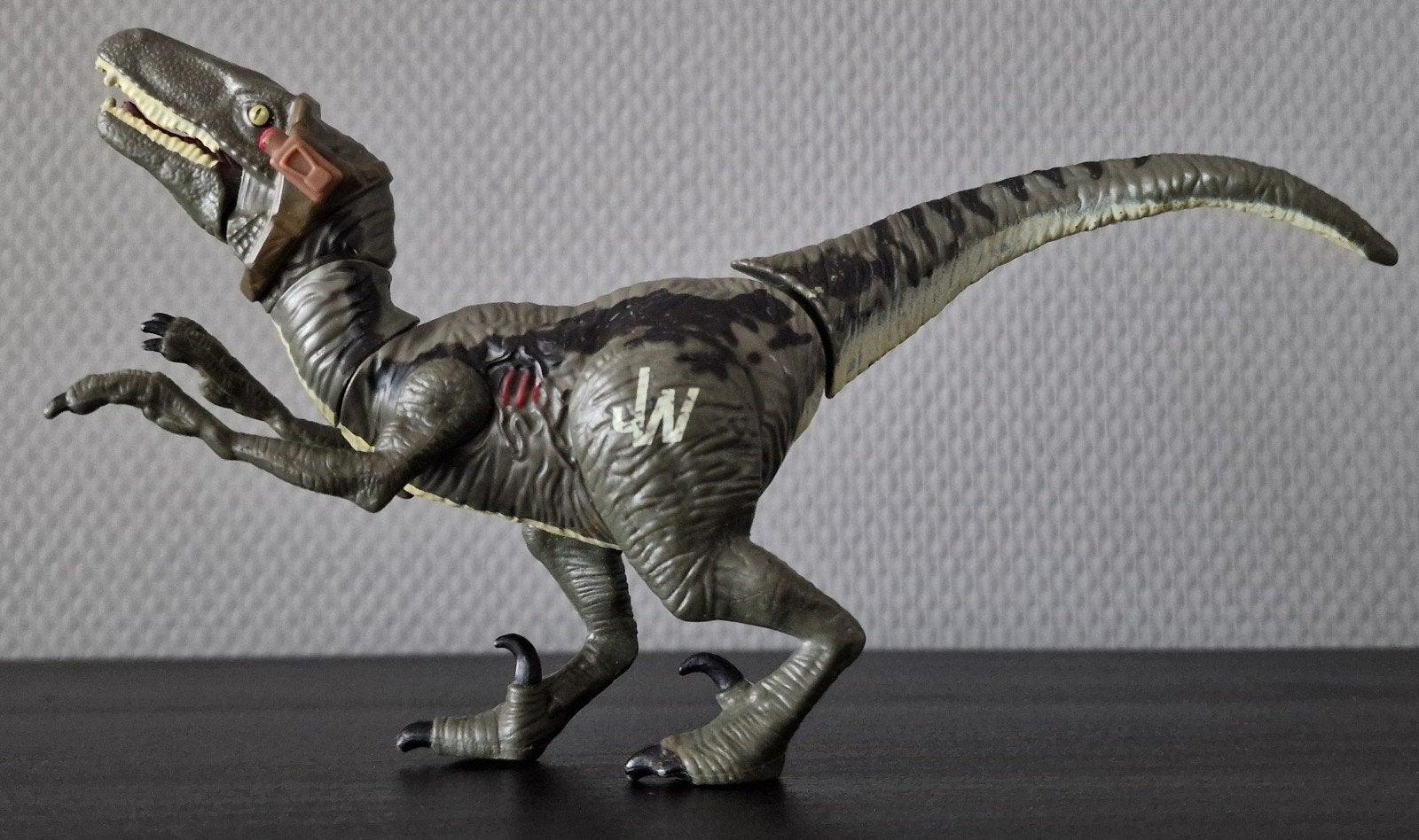 Jurassic World Bashers & Biters Dino Velociraptor, Ophalen, Gebruikt