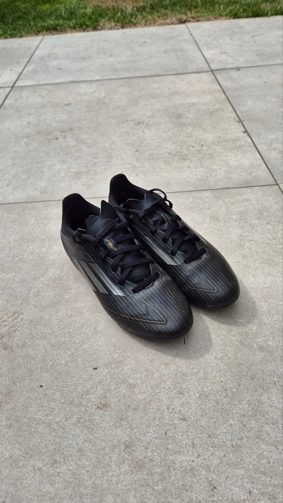 Adidas F50 kind/junior voetbalschoenen maat 35, Maat XS of kleiner, Schoenen, Ophalen of Verzenden, Zo goed als nieuw