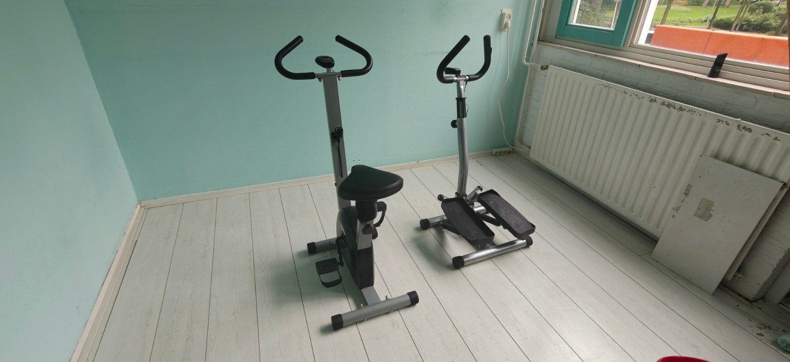 Hometrainer en Stepper Set - Perfect voor Thuisworkout, Ophalen, Gebruikt, Metaal, Benen