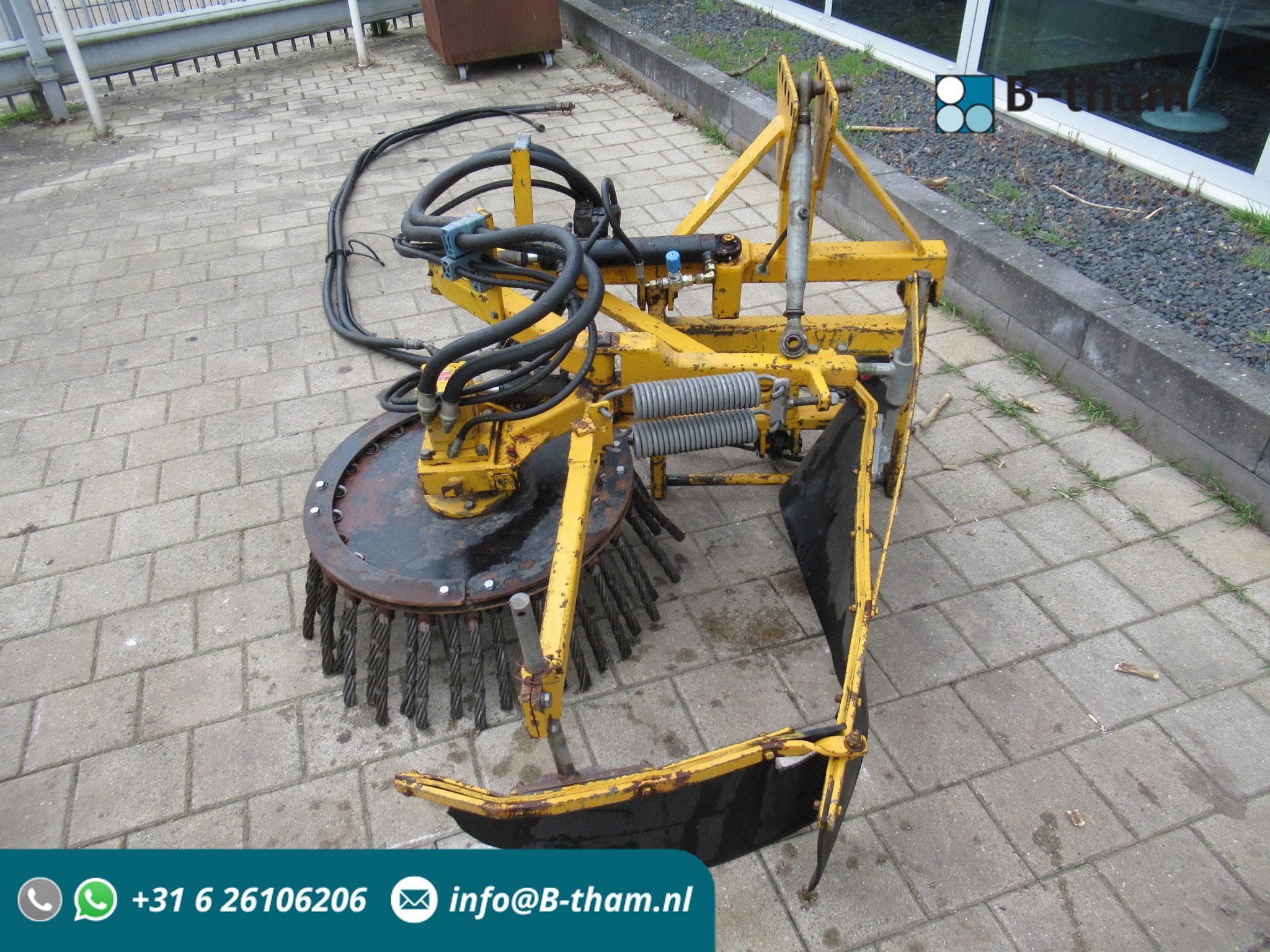 HWH RH-25315 Onkruidborstel Zwaar + HYDRO unit (bj 2010), Gebruikt
