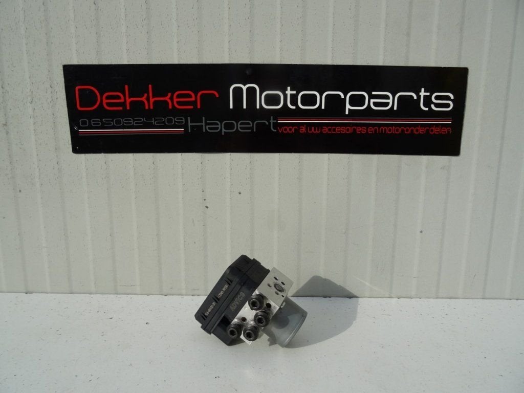 ABS Pomp / ABS Unit Yamaha Tracer 700 2016-2017-2018-2019, Gebruikt, -, -, Ophalen of Verzenden