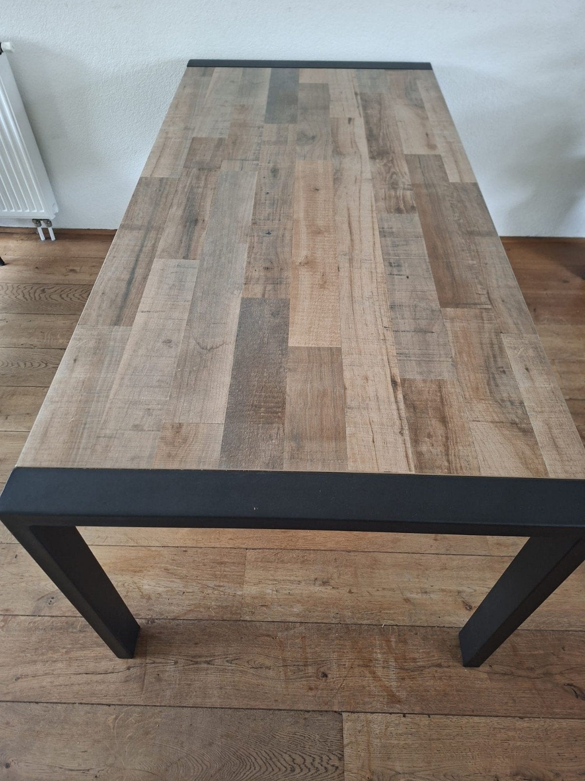 Eettafel Mumbai - als nieuw!, Ophalen, 50 tot 100 cm, Zo goed als nieuw, Vijf personen of meer